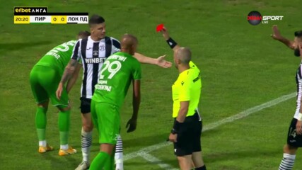 Червен картон за футболист на Пирин