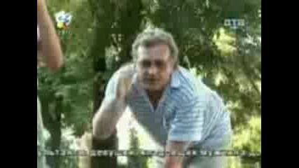 Скрита Камера - Ще Ми Помогнете Ли - Смях