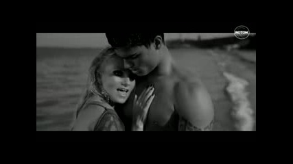Dj Rynno feat Sylvia - Feel in love