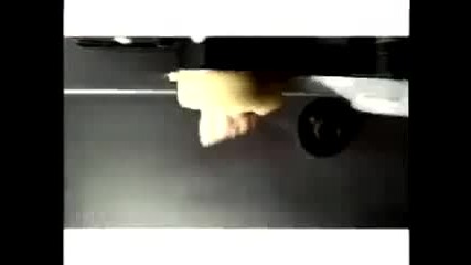 Kelis - Milkshake (original video!!) 