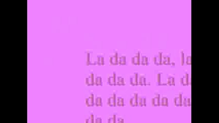 Avril Lavigne - Keep Holding On [with Lyrics]
