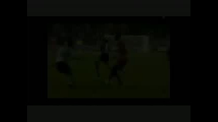 Топ 10 бързи футболисти