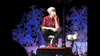 Justin Bieber At Massey Hall -silent Night