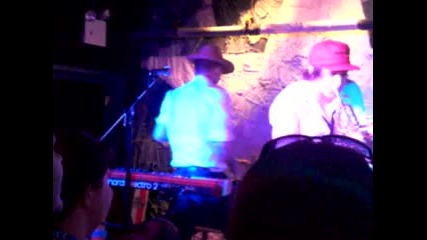 100 Monkeys & Tin Tin Can jam session @ Hill Country (part 1)