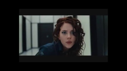 Готината Черна Вдовица трепи наред във филма Железният Човек 2 (2010)