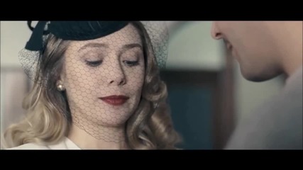Звездата Елизабет Олсън в изтрита сцена от филма Убий Любимите си (2013)