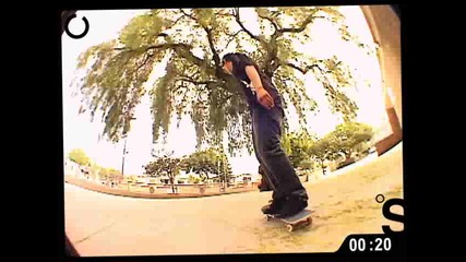 Furby - Ramiro Salcedo - Skateboarding