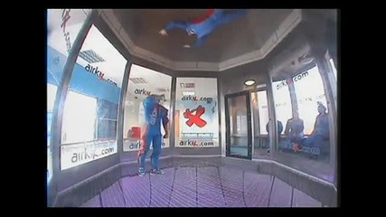 Да полетиш, не е ли кеф :) ( Walking in the Air ) 