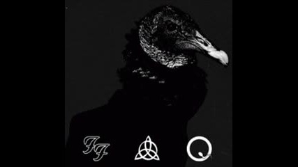 Them Crooked Vultures - Interlude with Ludes 