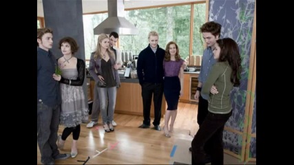 12. Dinner With His Family [twilight The Score by Carter Burwell]