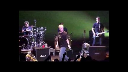 The Offspring - The Guns Of Brixton ( The Clash Cover) ( Live In Reno) 19.6.2010