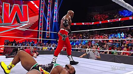 Bobby Lashley lays waste to Big E, Seth Rollins and Kevin Owens during Raw commercial break