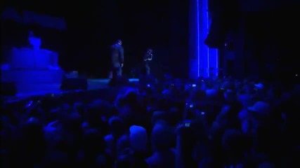 + превод ! Eminem - Beautiful ( Performance from Detroit , Michigan ) / Relapse 19 May , 2009