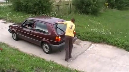 Паркур и чупене на стъкло фал