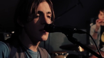 R5 - Loud (acoustic)