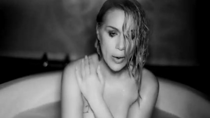 Selma Bajrami - U Zemlji Krvi I Meda