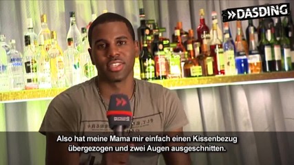 Jason Derulo ist an Halloween der Kissen-mann Dasding