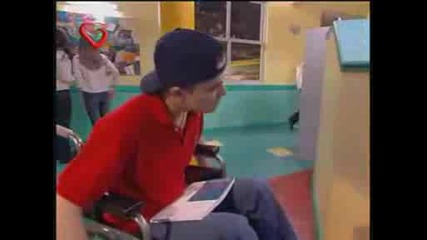 Rebelde Way - Mia Y Manuel Beso