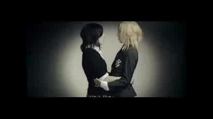 The Veronicas - Hook Me Up [бг превод]