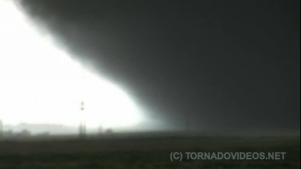 Чудовищно торнадо // Huge Manitoba Tornado! June 23, 2007