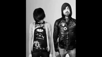 Crystal Castles - Baptism (germany-germany Remix)