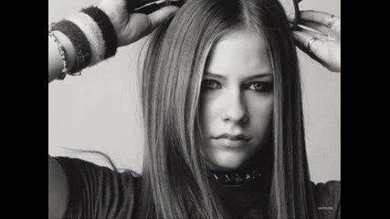 Avril Lavigne - Anything But Ordinary +[ Text ]