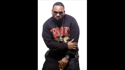 Raekwon – Walk With Me