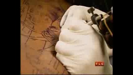 Lloyd Banks tattoo making