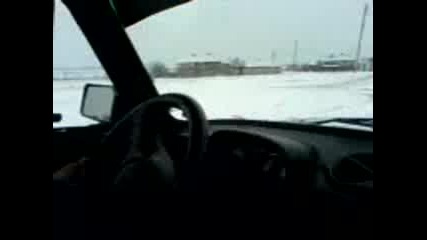 6iko - Izlagaciq S Ladata 2.3gp