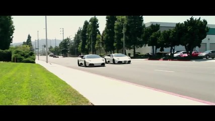 Бялото чудовищно Lamborghini