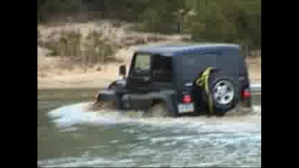 Jeep 4х4 Пресича Дълбоко Езеро