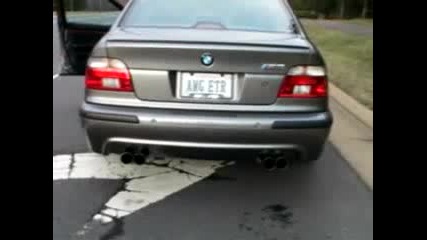 Bmw E39 M5 Звук на двигателя