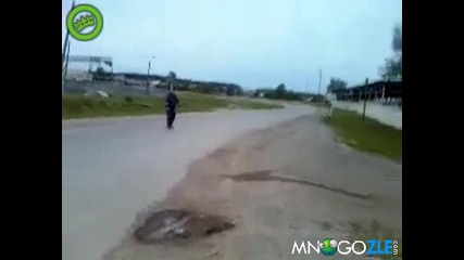 Руски полицаи срещу мотор
