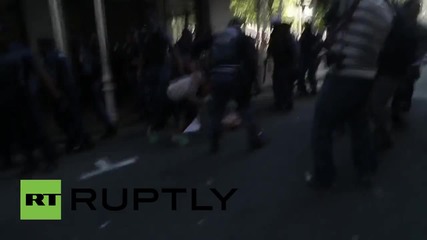 South Africa: Multiple arrests as student protesters swamp Cape Town