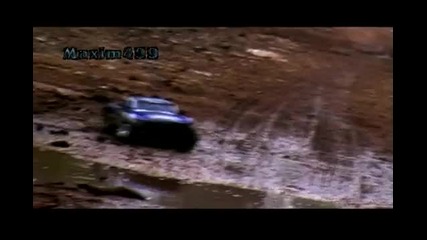 Traxxas Slash Mudding!!! 