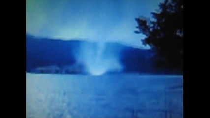Tornado v Balgariq (okolo 135 - 150 km/h)