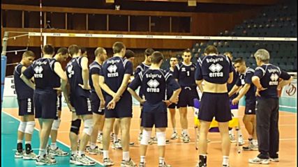 Стойчев почва с 25 волейболисти за Евро 2011
