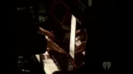 На Живо + Текст - Част 2 - Alicia Keys - Empire state of Mind - Part Ii (lyrics) (live) 