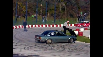 галин на кар.писта виница