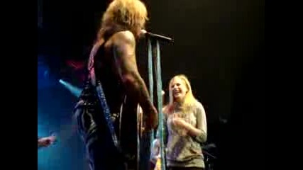 Avril Пияна И Steel Panther - Knocking On Heavens Door Live