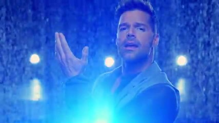 Ricky Martin - Perdóname ( Official Video)
