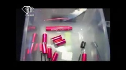 fashiontv Ftv.com - Christy Turlington For Maybelline New York - Making Of Adv C 