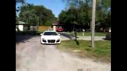 Audi R8 V10