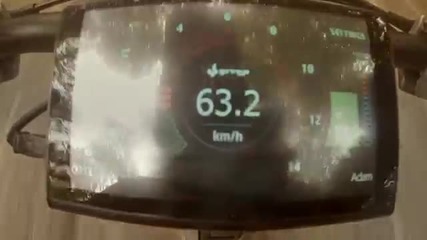 Хървати кръстосаха колело с мотоциклет