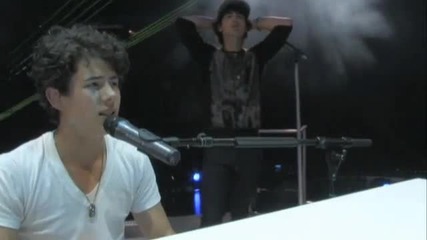 Jonas Brothers - Fly With Me 