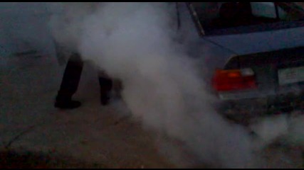 crashed bmw 318 burnout