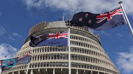 New Zealand's Economy Grows Just 0.2 Percent in 1st Quarter After Milk and Oil Prices Fall