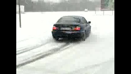 bmw се върти страшно 