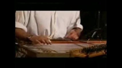 Qanun ( музикален инструмент )
