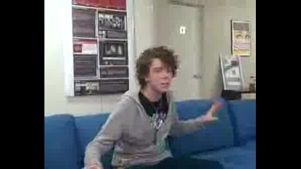 Официалната Страница На Michael Seater В Мyspace